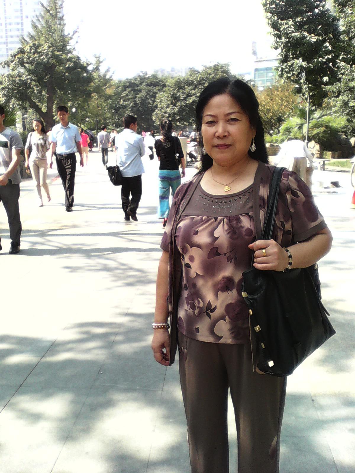 58岁离异女征婚照片(id:62192366)_重庆征婚交友_珍爱