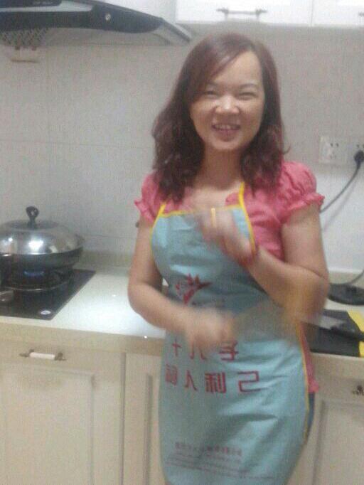 46岁离异女征婚照片(id:63753116)_广西玉林征婚交友