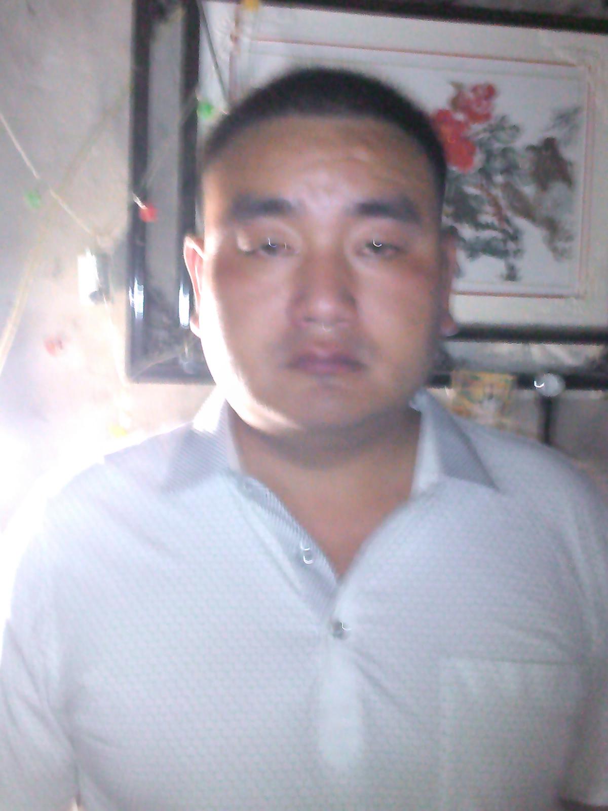 38岁离异男征婚照片(id:68309090)_安徽阜阳征婚交友