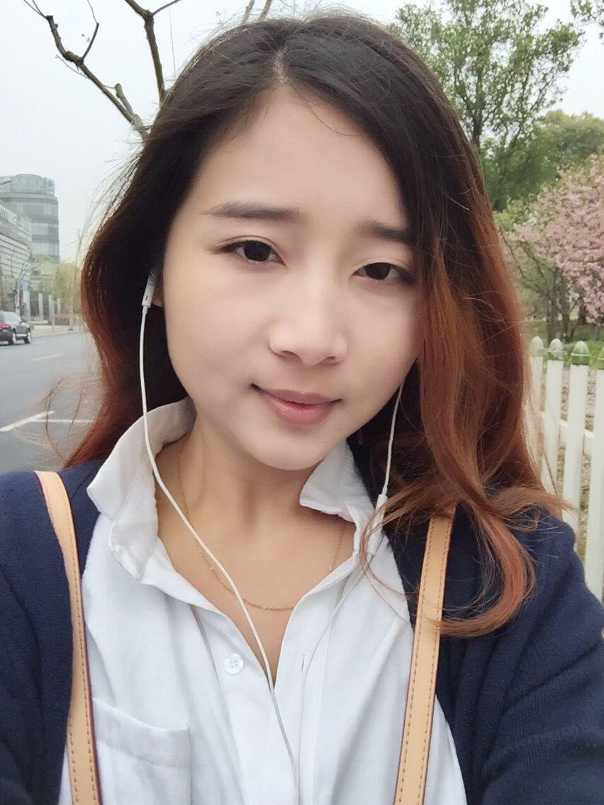 帮大学同学征婚,女 26岁未婚,杭州人.