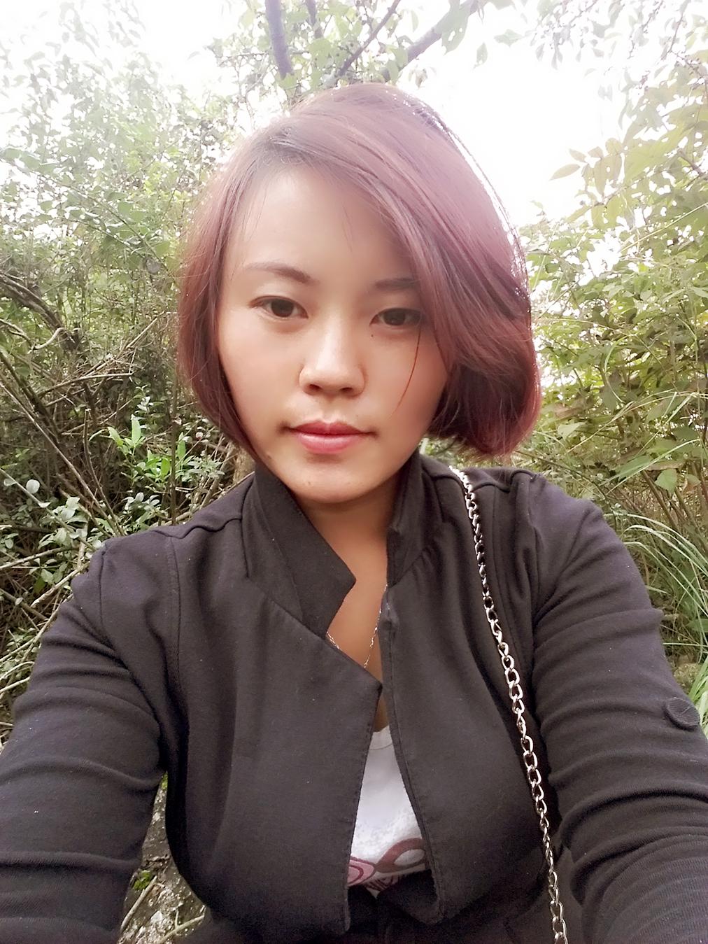 28岁离异女征婚照片(id:83196632)_云南曲靖征婚交友