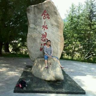 等待你牵我的手