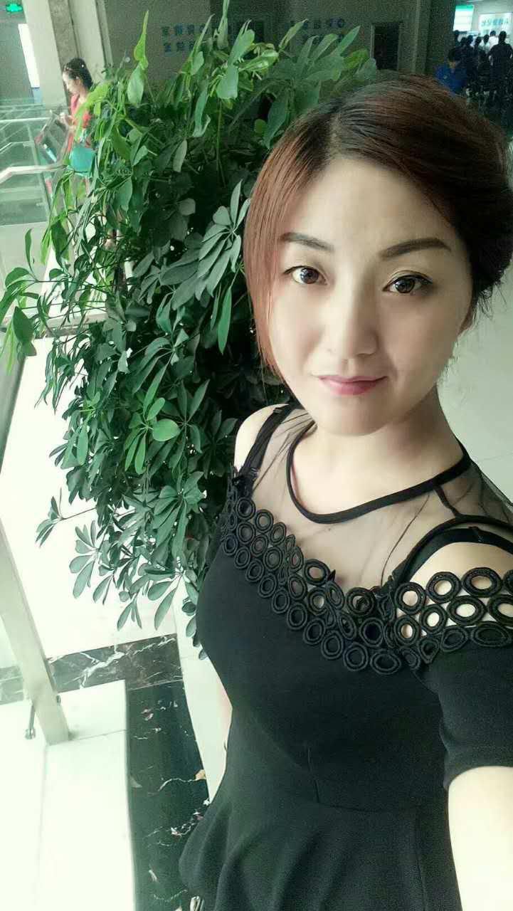 33岁离异女征婚照片(id:101648216)_广东深圳征婚交友