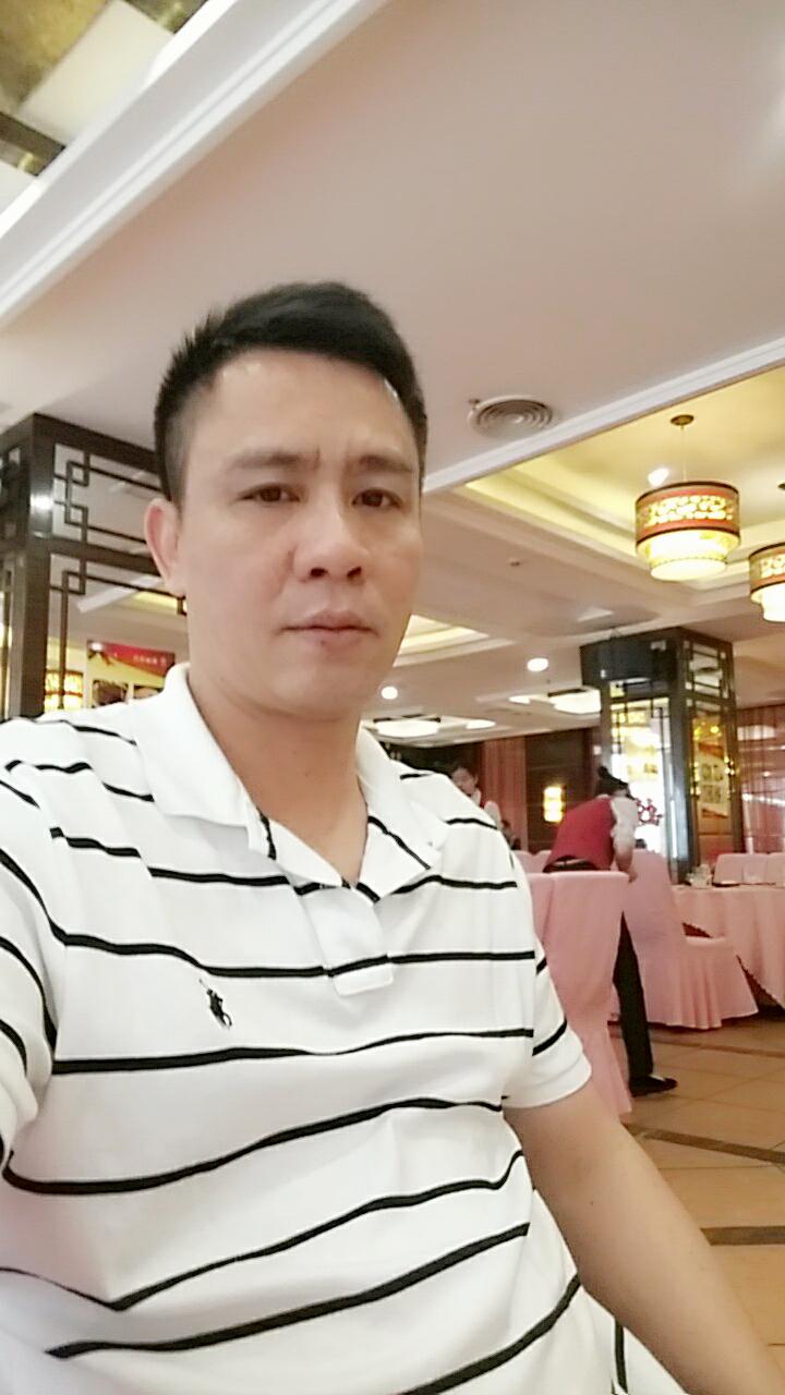 黑手雄哥