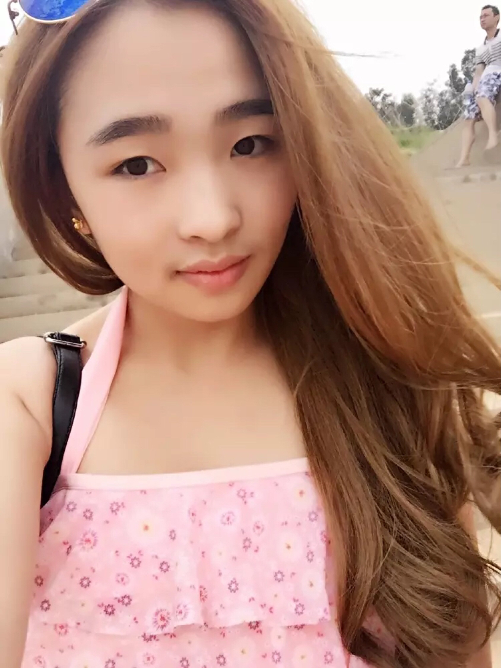 艳妹妹照片