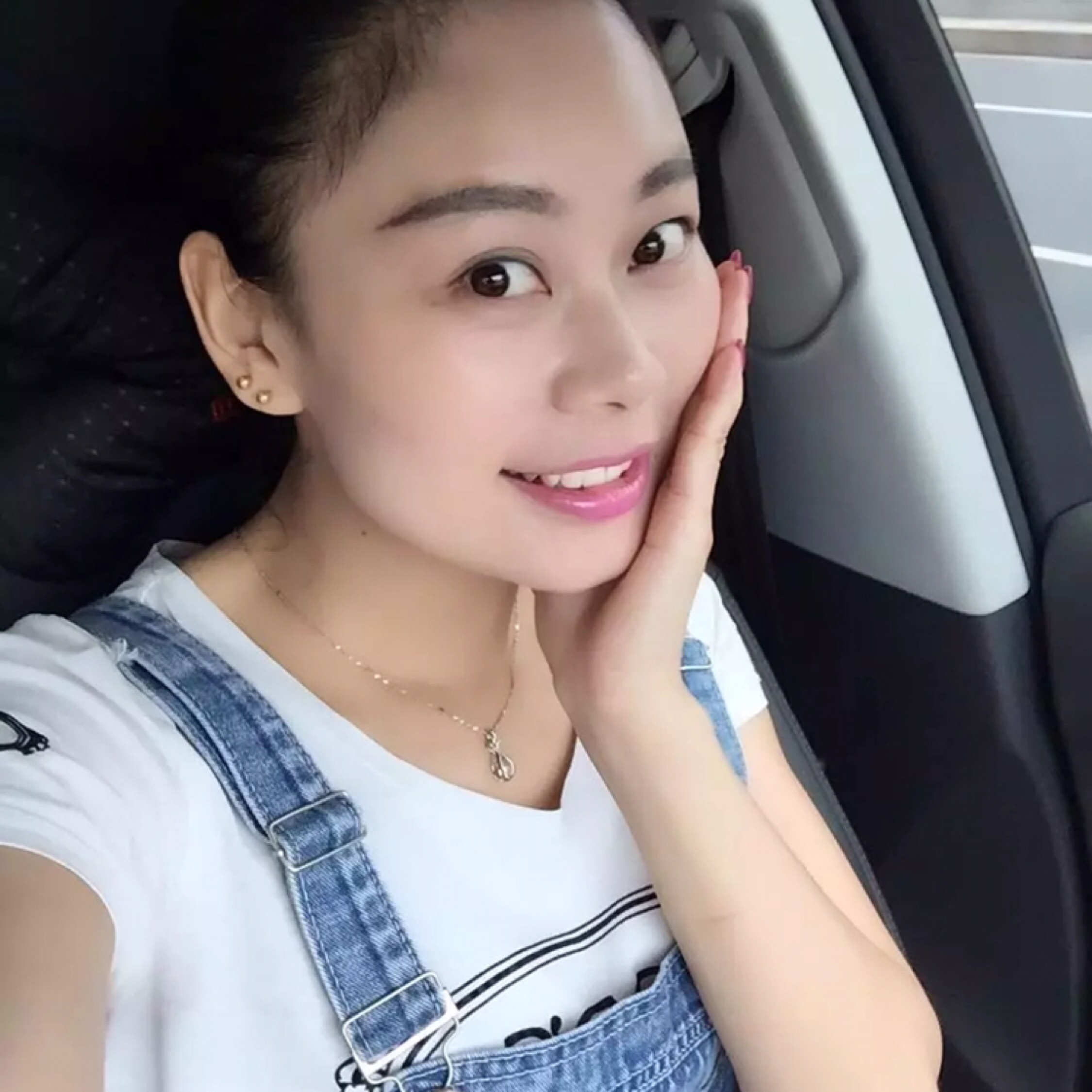32岁离异女征婚照片(id:1637041496)_湖南长沙征婚