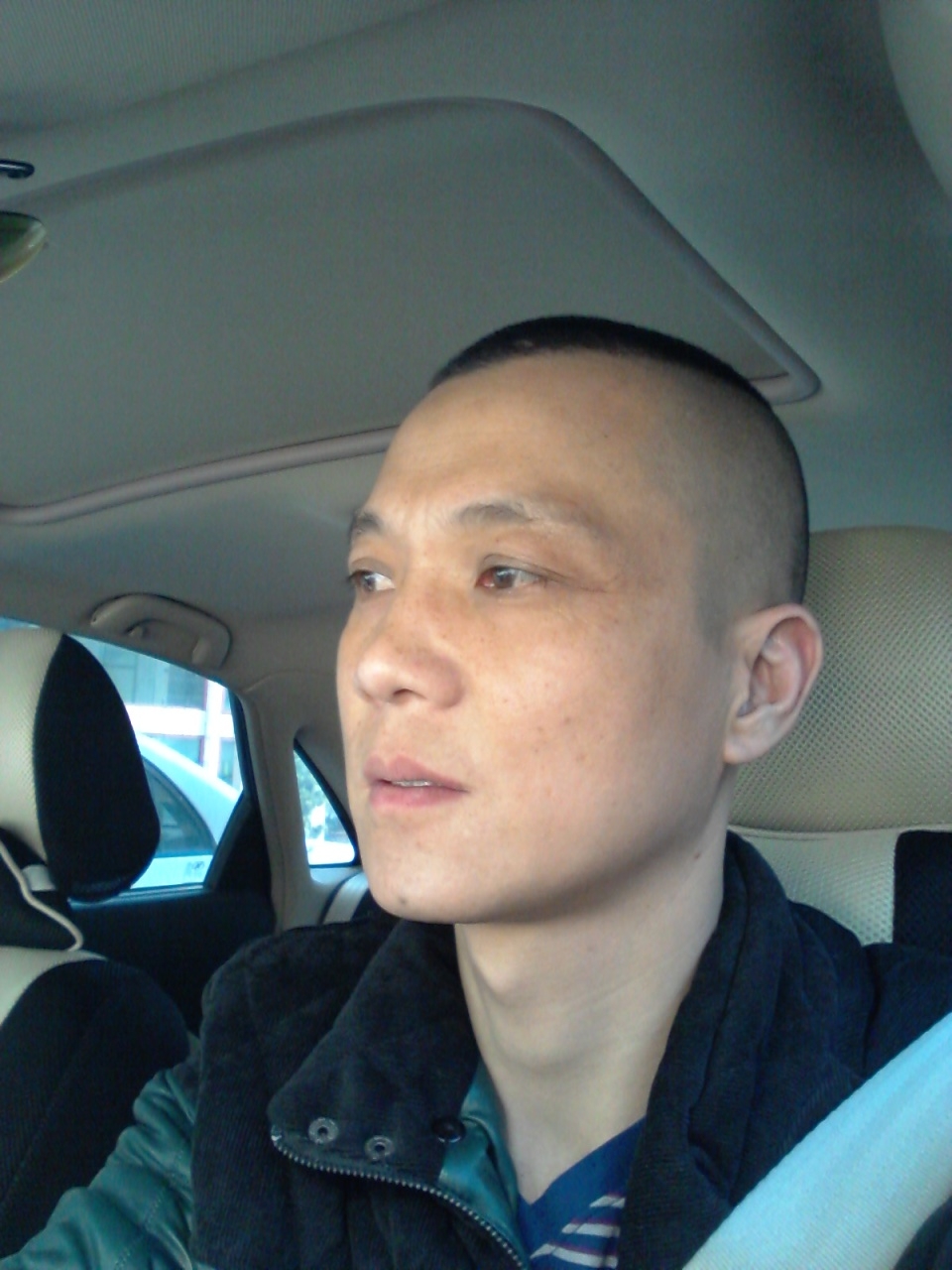 简单的男人资料照片_浙江金华征婚交友_珍爱网