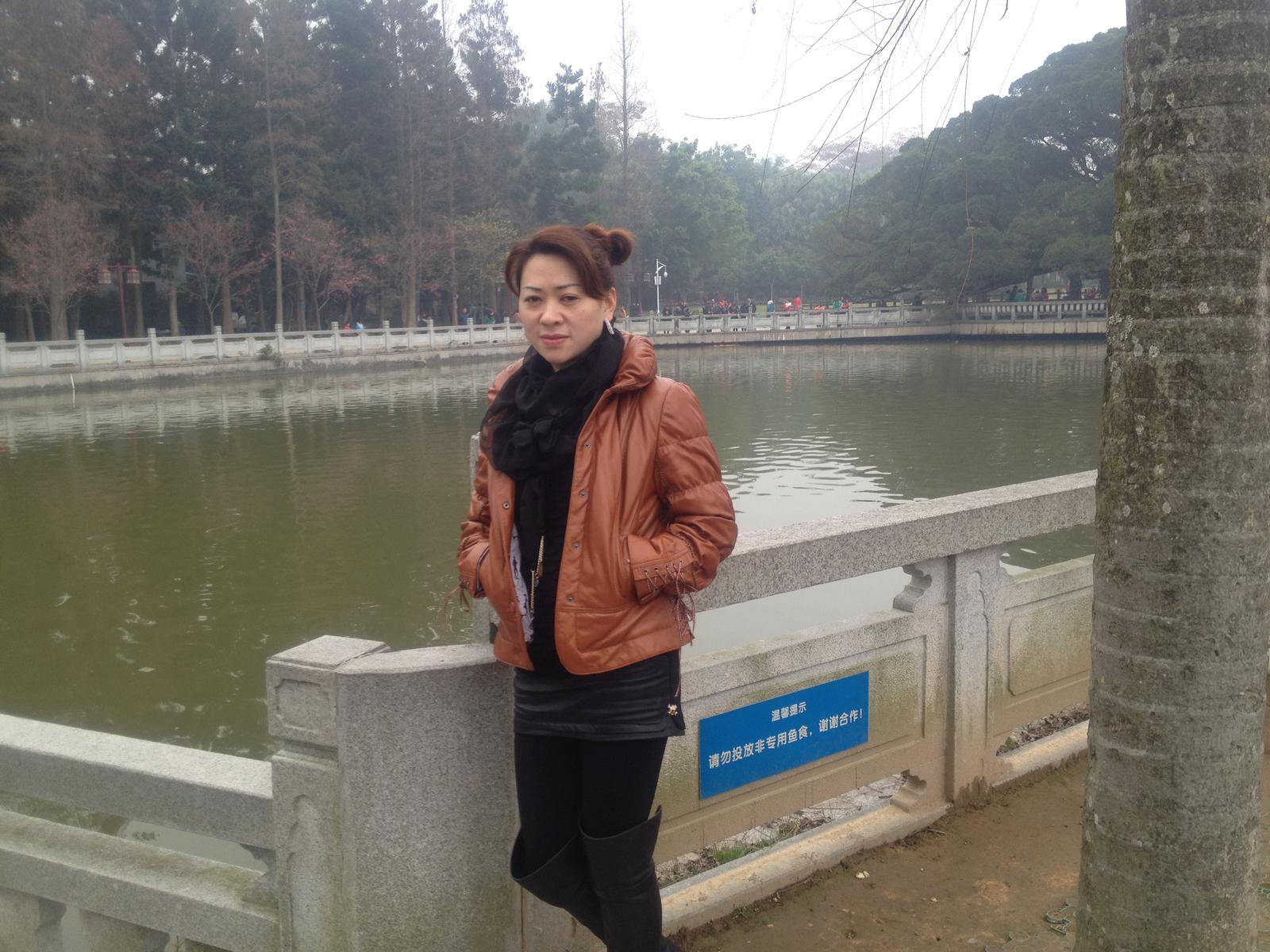 42岁未婚女征婚照片(id:57741452)_福建福州征婚交友_珍爱网