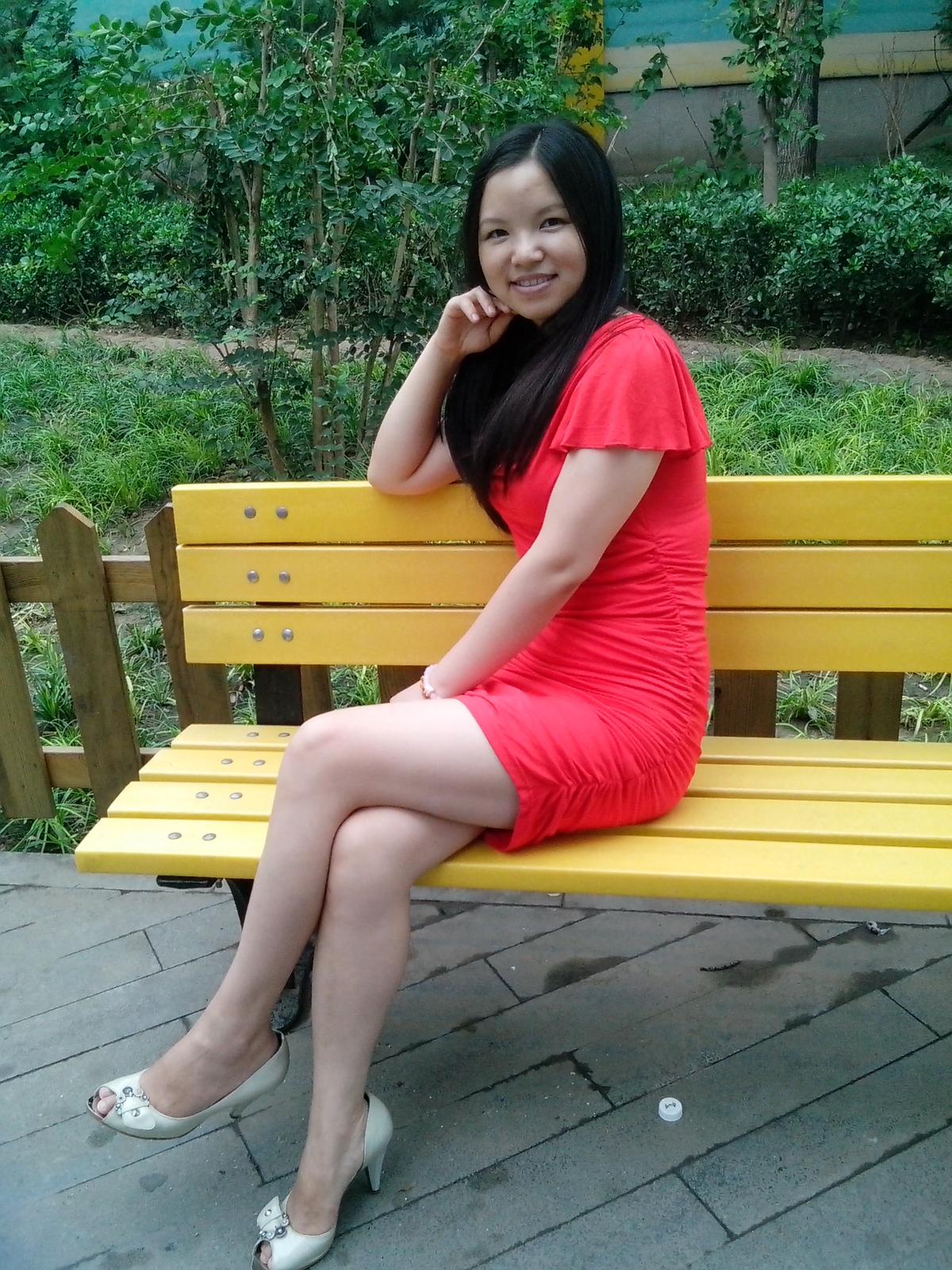 34岁未婚女征婚照片(id:61690154)_北京征婚交友_珍爱网