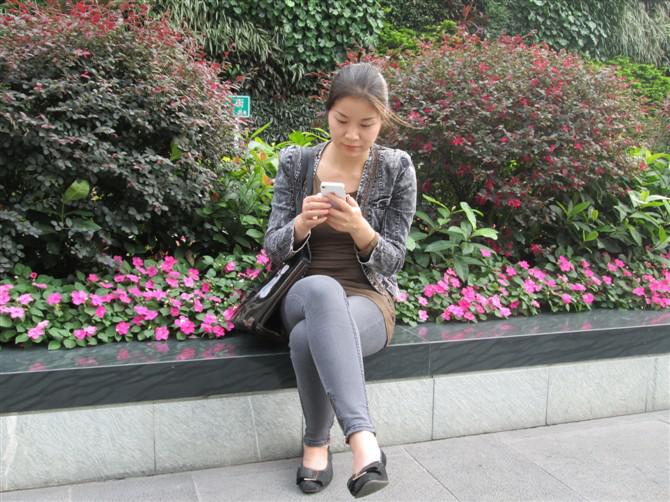 35岁未婚女征婚照片(id:61984502)_广东深圳征婚交友_珍爱网