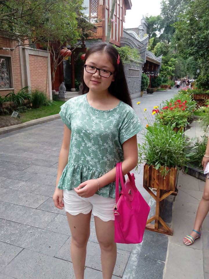 23岁未婚女征婚照片(id:70545530)_四川成都征婚交友_珍爱网