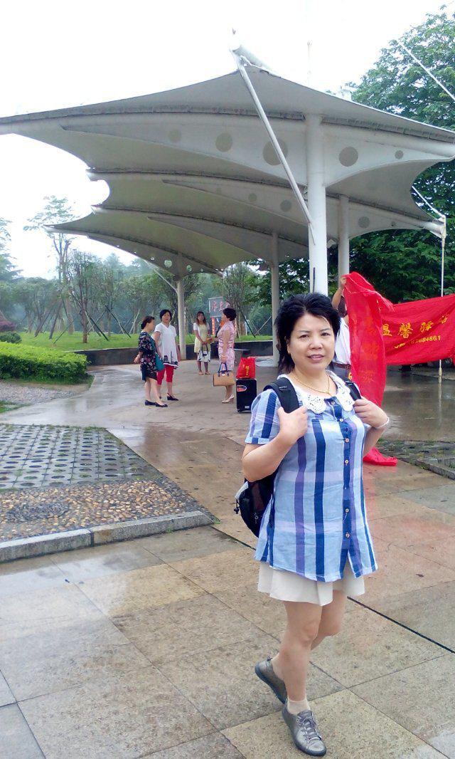 57岁离异女征婚照片(id:76770314)_湖南益阳征婚交友_珍爱网