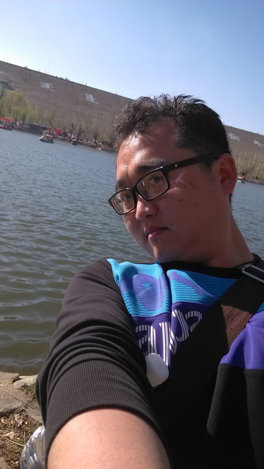 30岁未婚男征婚照片(id:77006312)_内蒙古包头征婚交友_珍爱网