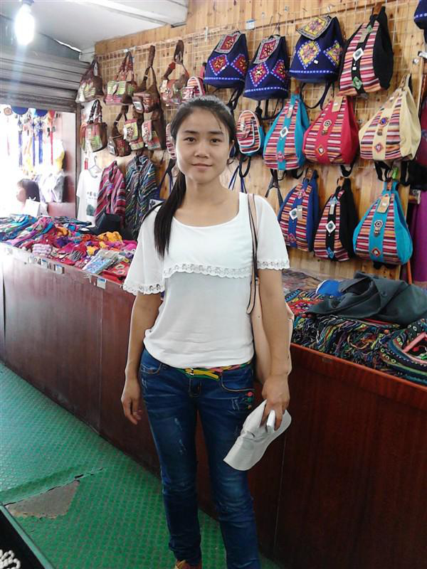 30岁未婚女征婚照片(id:86498594)_湖南娄底征婚交友_珍爱网