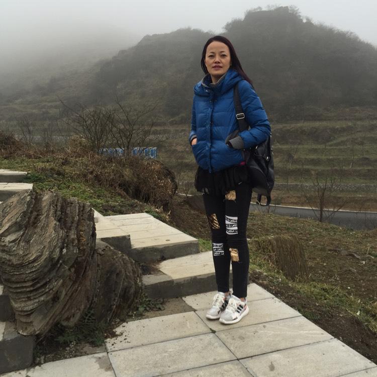 何静资料照片_云南西双版纳傣族自治州征婚交友_珍爱网