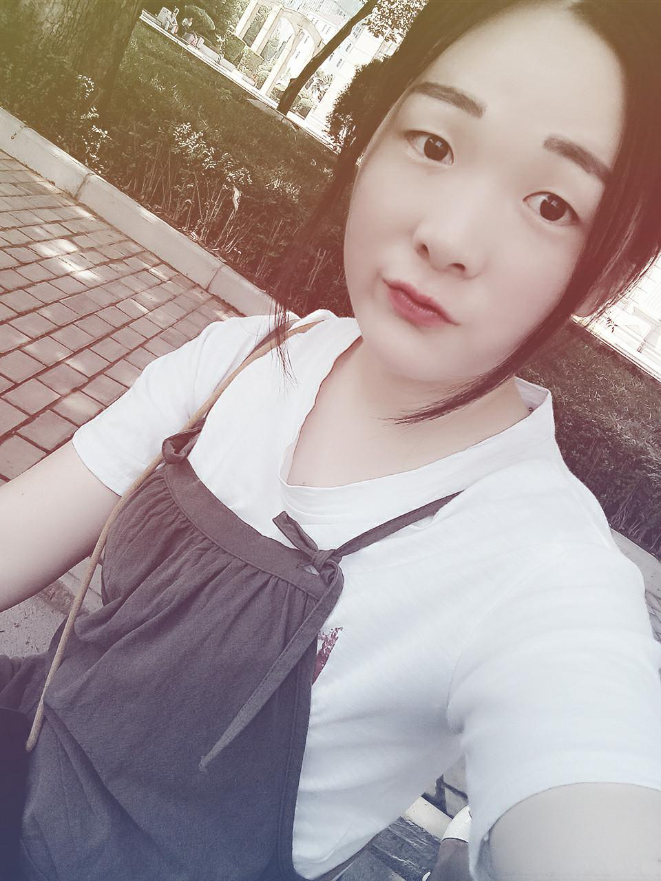 23岁未婚女征婚照片(id:95807078)_山东菏泽征婚交友_珍爱网