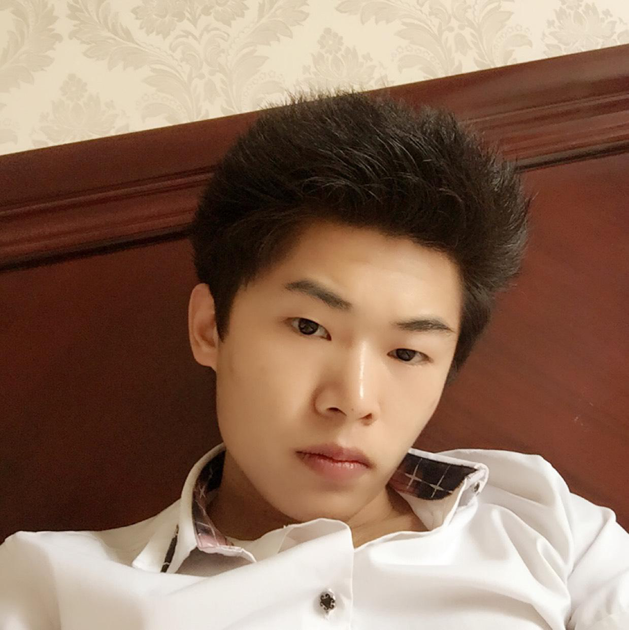 小辉照片