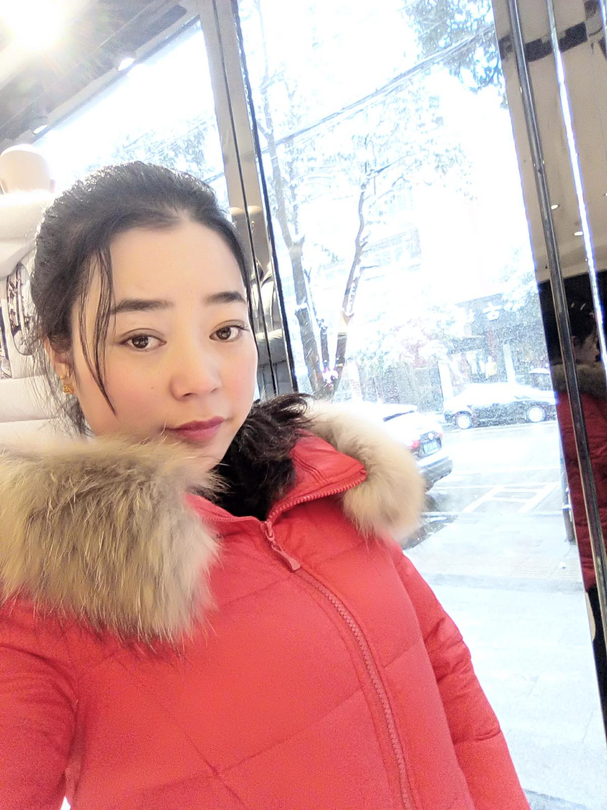 32岁离异女征婚照片(id:98682434)_上海征婚交友_珍爱网