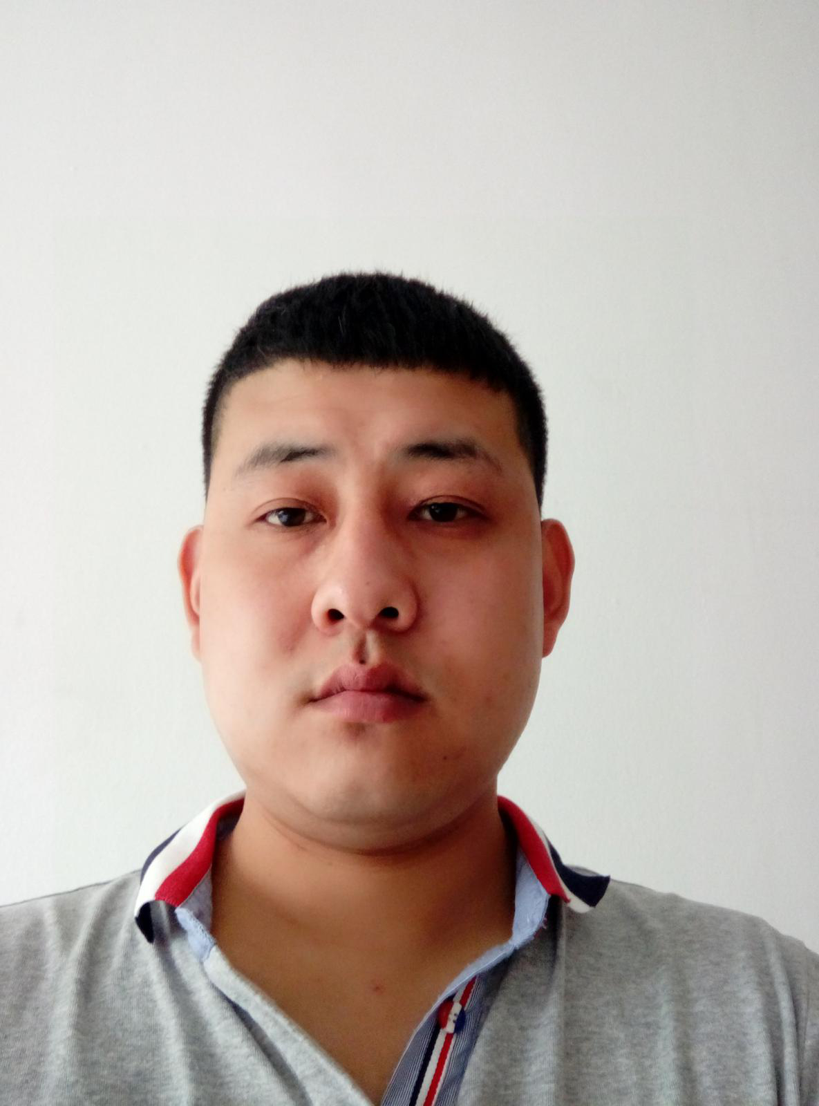 龙哥资料照片_黑龙江哈尔滨征婚交友_珍爱网