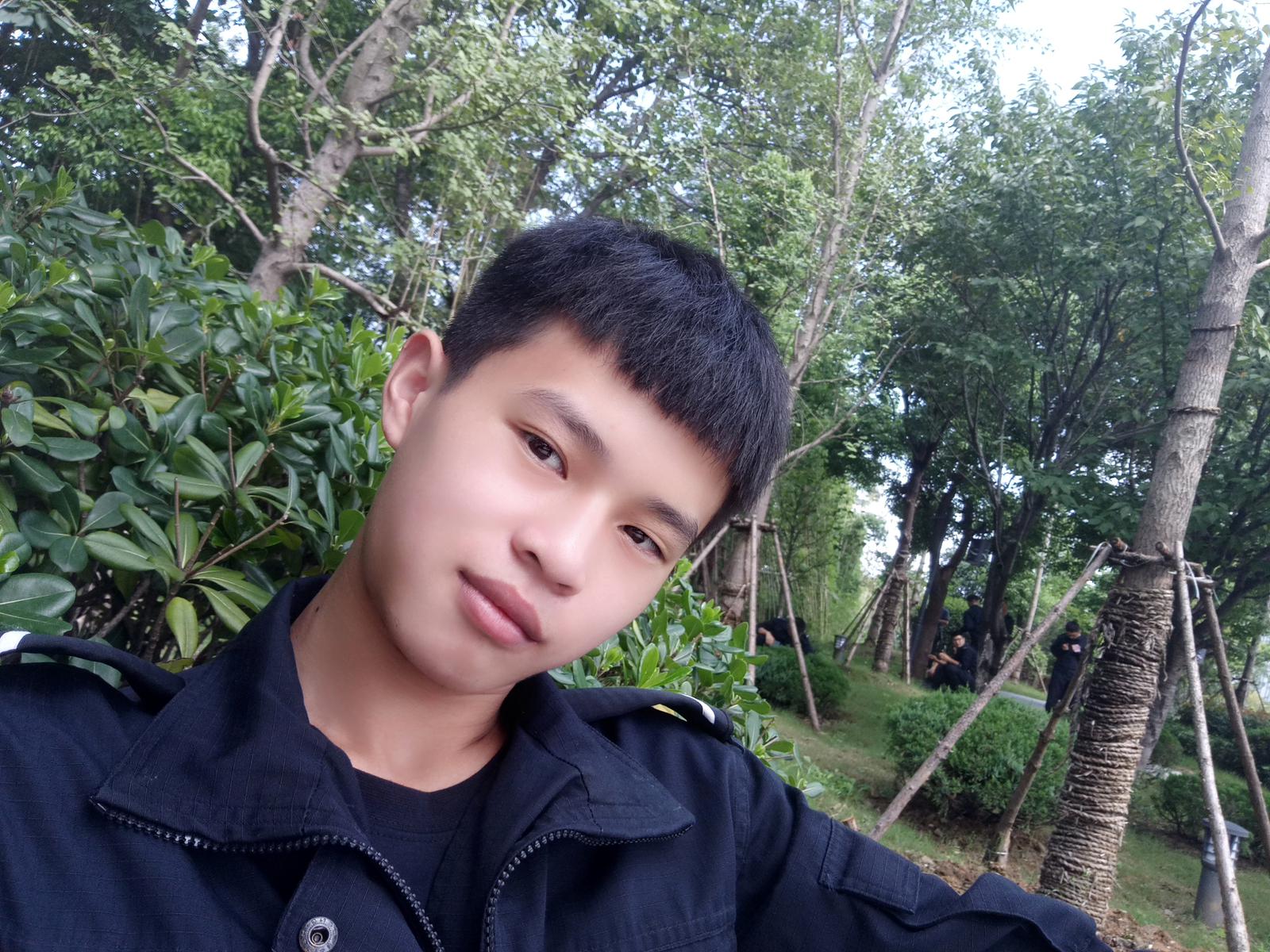 20岁未婚男征婚照片(id:108062078)_安徽合肥征婚交友_珍爱网