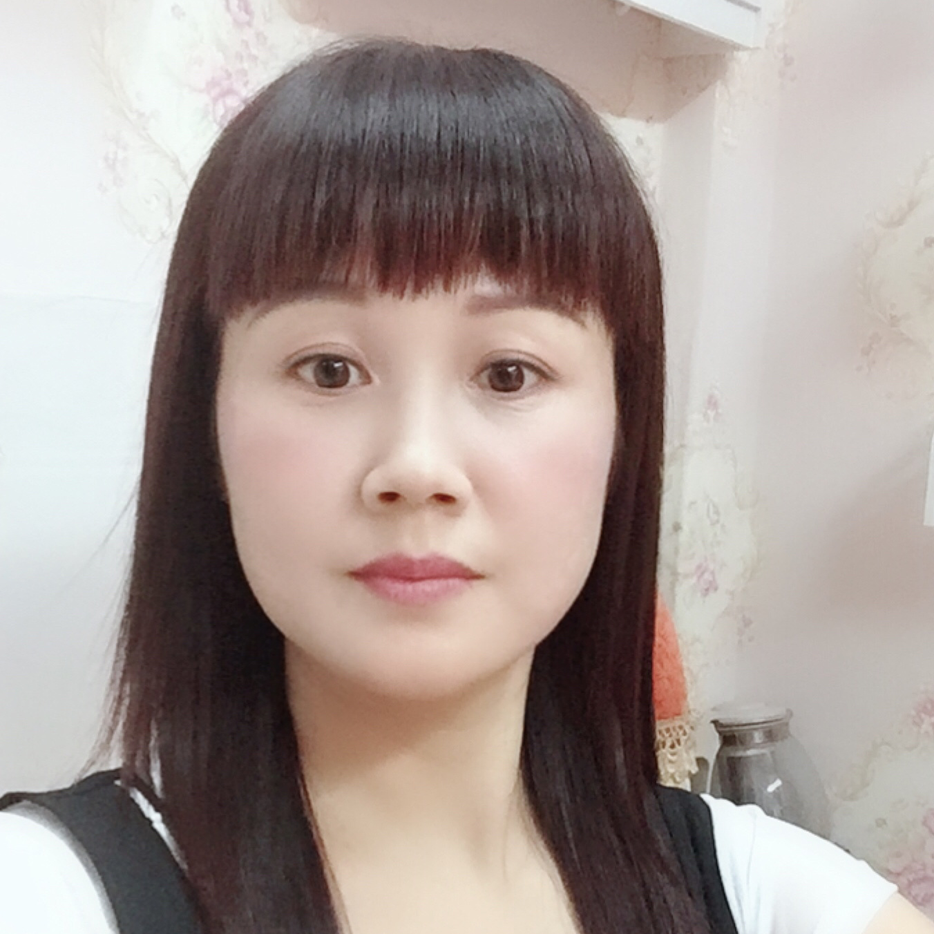 41岁离异女征婚照片(id:1402791626)