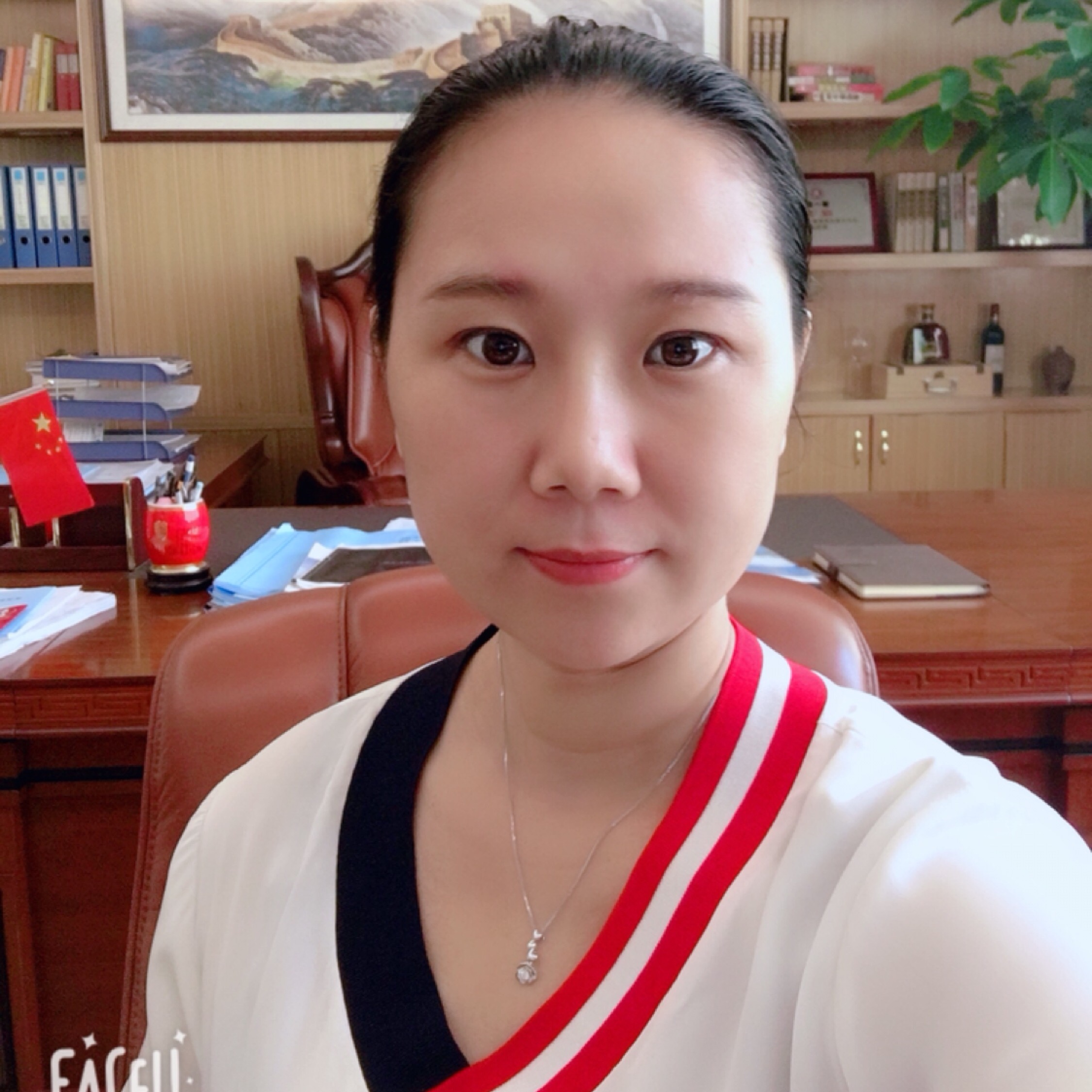 35岁离异女征婚照片(id:1571484194)_广东东莞征婚交友_珍爱网